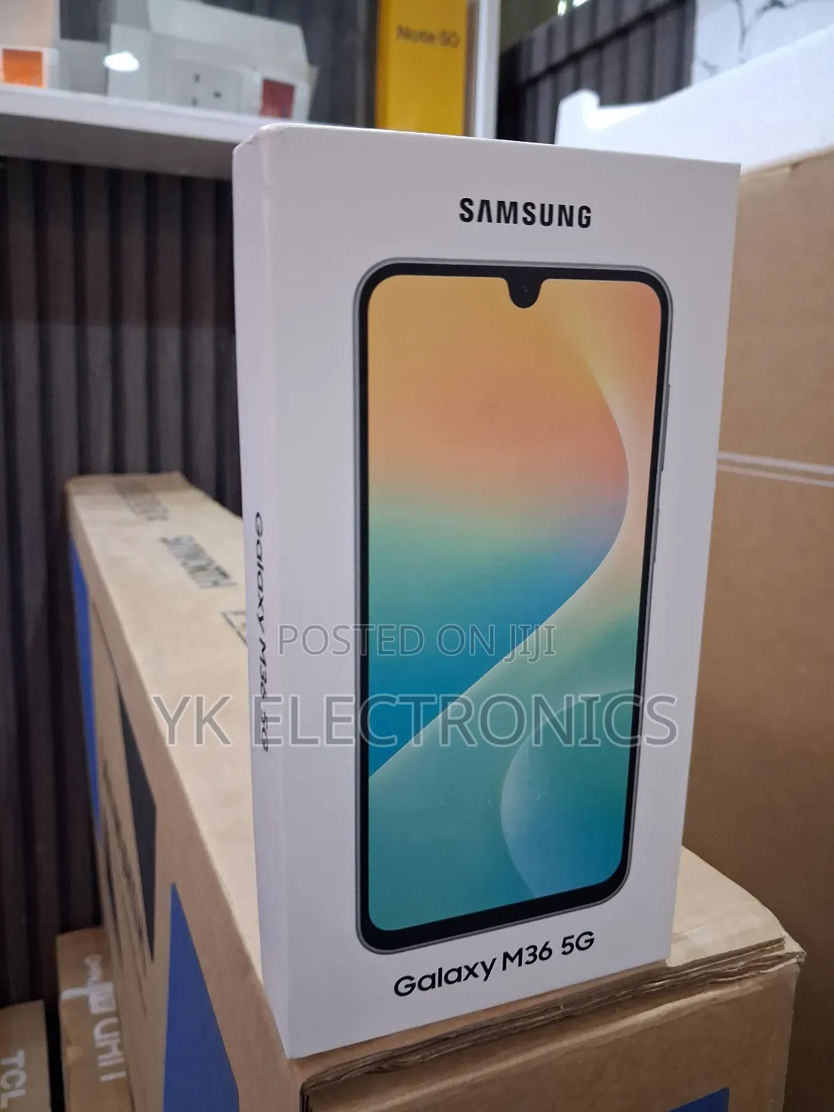 New Samsung Galaxy M36 5G 128 GB Orange