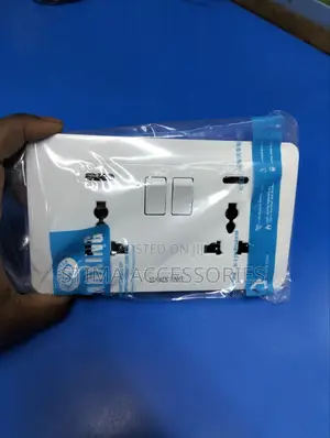 Universal Twin Socket