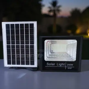 Built-in Light Sensor 200w Ip67 Solar Flood Light for Outdoor Security