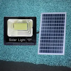 200w Solar Flood Light With Inbuilt Battery Dusk to Dawn Sensor