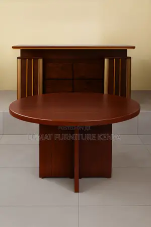 Discussion Conference Round Table