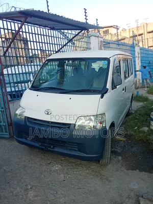 Toyota TownAce 2019 White