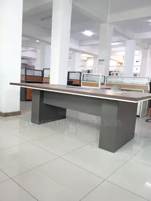 Executive Meeting Room Table