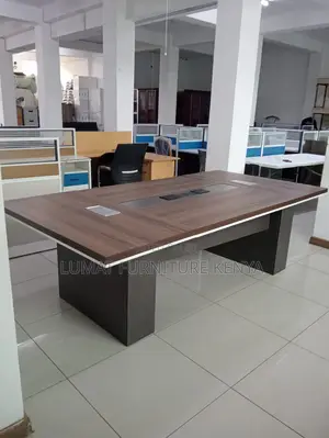 Executive Meeting Room Table