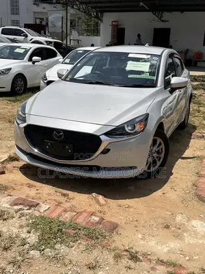 Mazda 2 2019 Beige