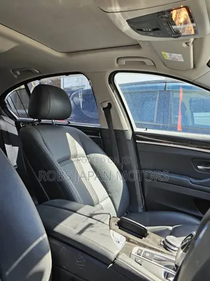 BMW 528i 2018 Pearl