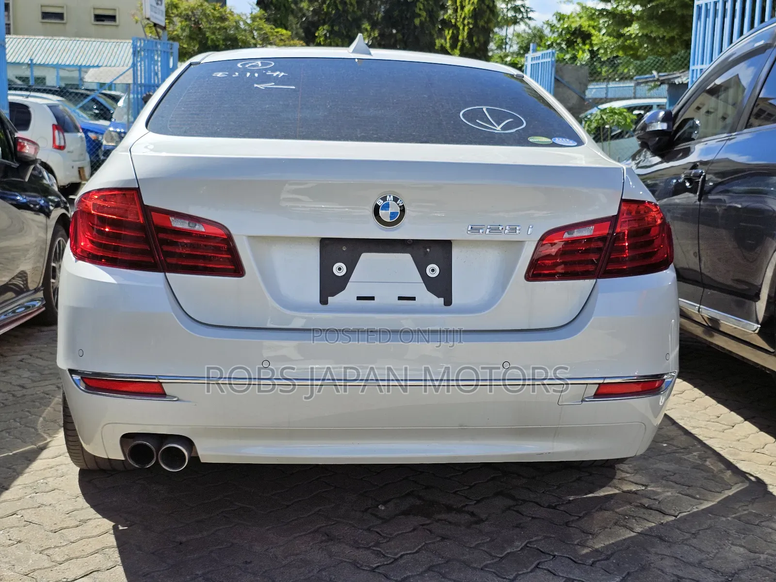 BMW 528i 2018 Pearl