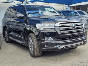Toyota Land Cruiser 4.6 V8 ZX 2018 Matt Black