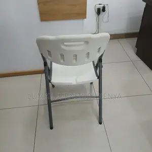 White Modern Outdoor Foldable Chair