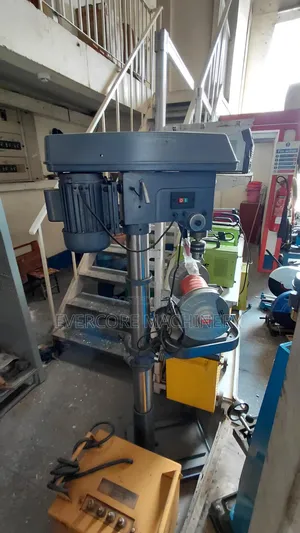 Drillpress Proffesional 32mm for Heavy-Duty Performance.
