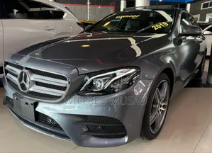 Mercedes-Benz E200 2019 Black