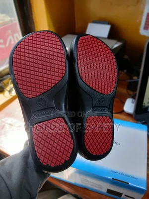 Comfortable Nonslip Black Croc