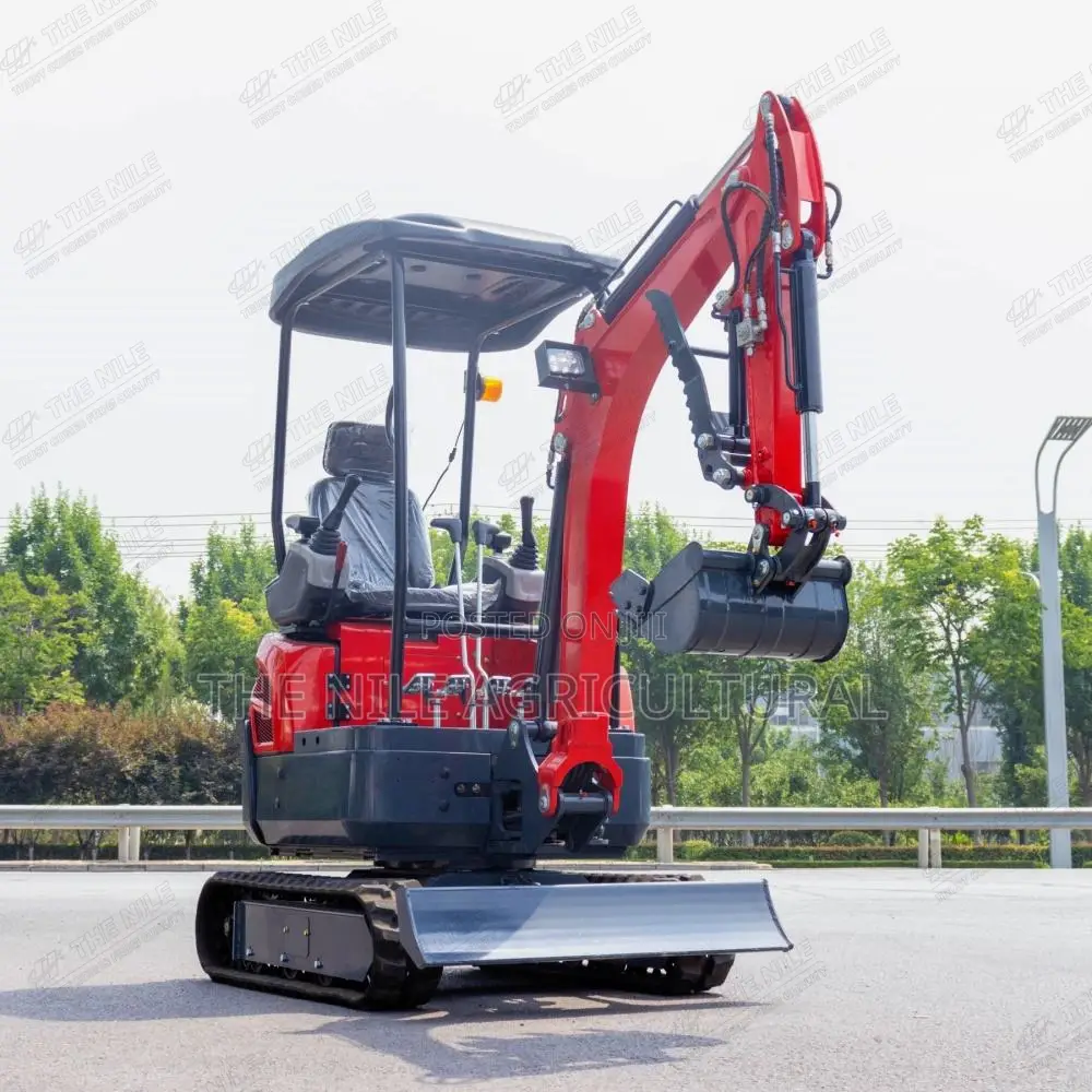 Hydraulically Piloted Tracked Multi-Functional Mini Excavator