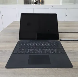 Laptop Microsoft Surface Pro 11th Edition, a Copilot+ PC 16GB 512GB