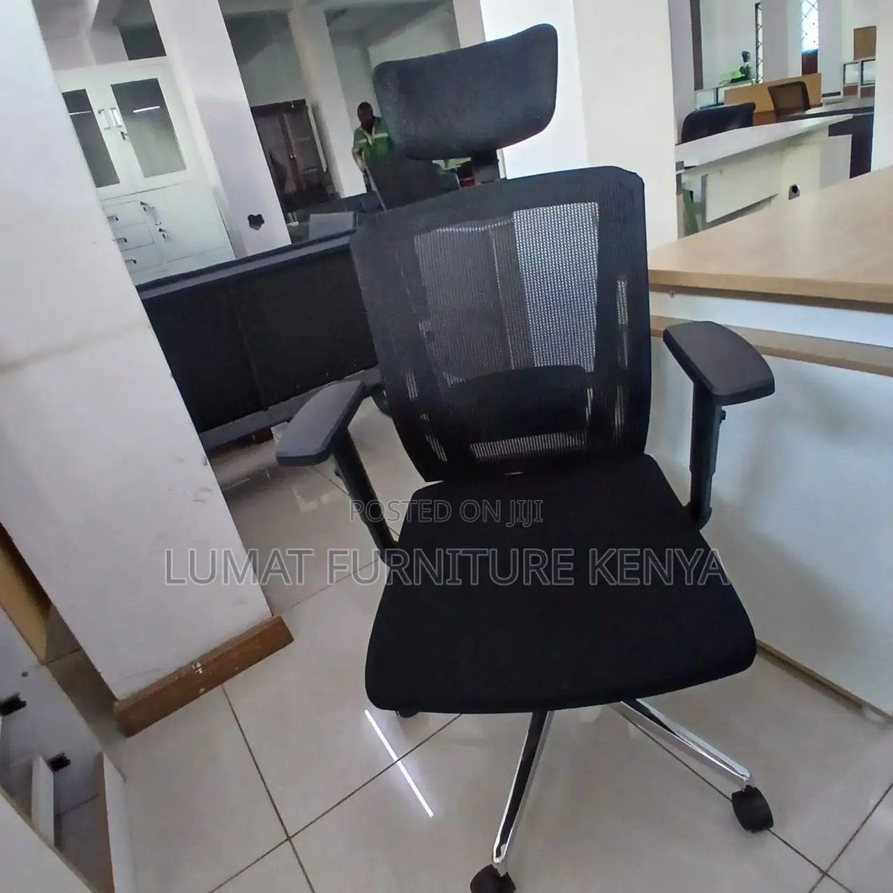 Comfortable Padded Seat for Long Sitting Hours