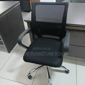 Ergonomic Midback Design for Proper Posture Support