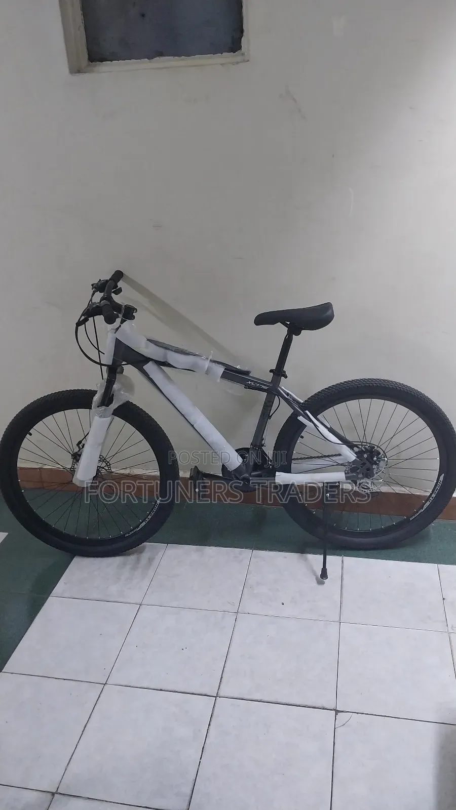 Mountain Bike Size 26 ; Premier