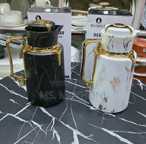 Double Walled Black and Gold Marble-Like Vacuum Flask