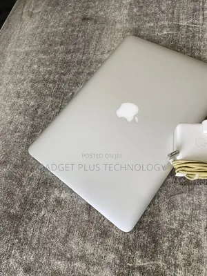 Laptop Apple MacBook Air 2015 8GB Intel Core I5 SSD 256GB