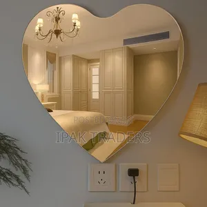  Heart Shaped Acrylic Mirror 
Size : 45*30 Cm