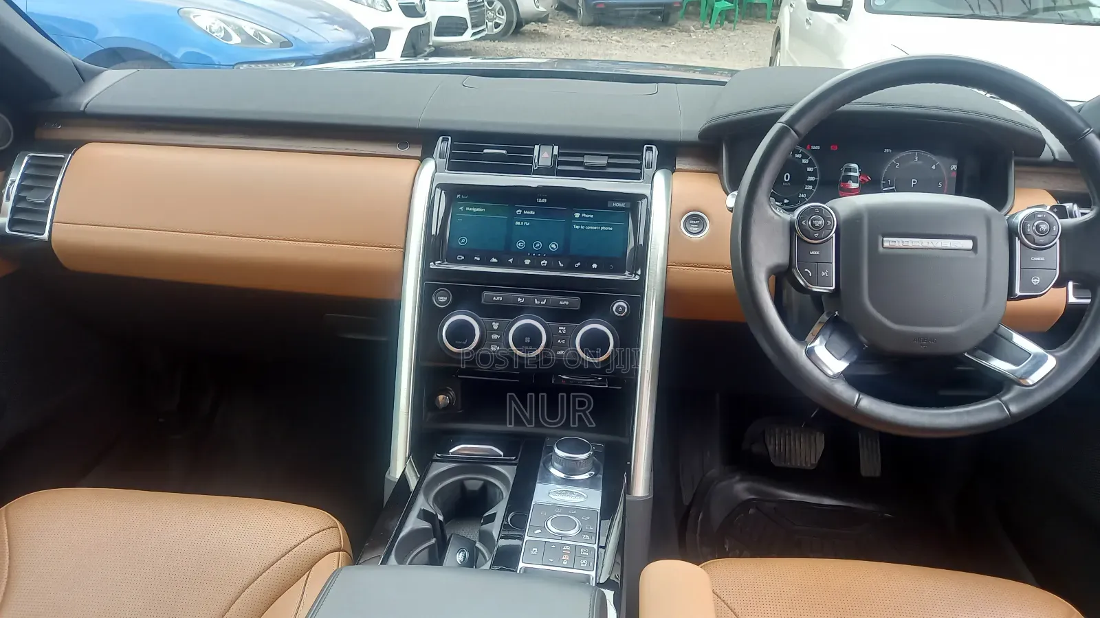 Land Rover Discovery 2018 Blue
