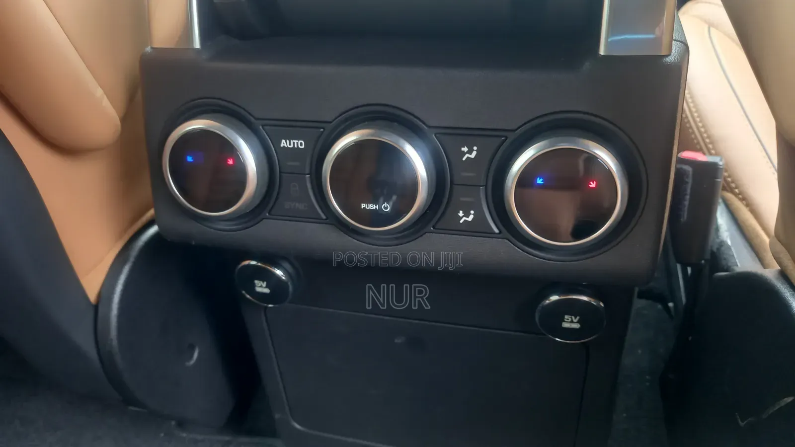 Land Rover Discovery 2018 Blue