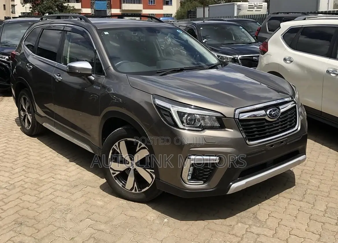 Subaru Forester 2019 Gray