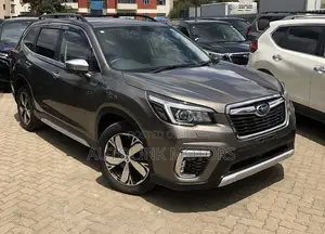 Subaru Forester 2019 Gray
