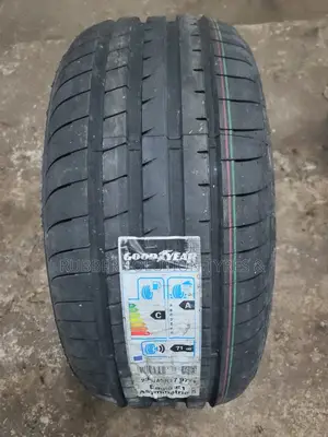 235/45r17 Goodyear