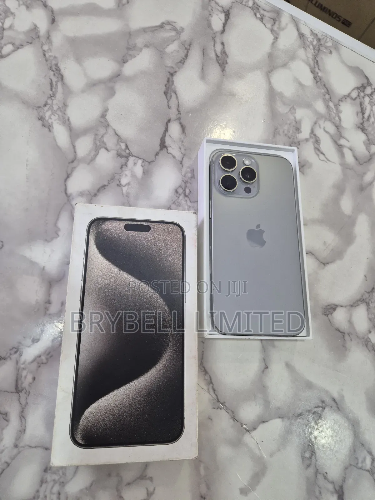 Apple iPhone 15 Pro Max 256 GB Gray