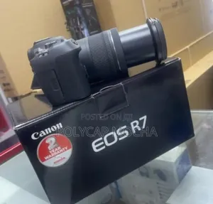Canon Eos R7 Mirrorless Camera With 18-150mm Lens