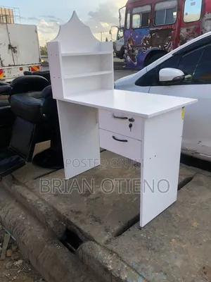 Manicure Tables