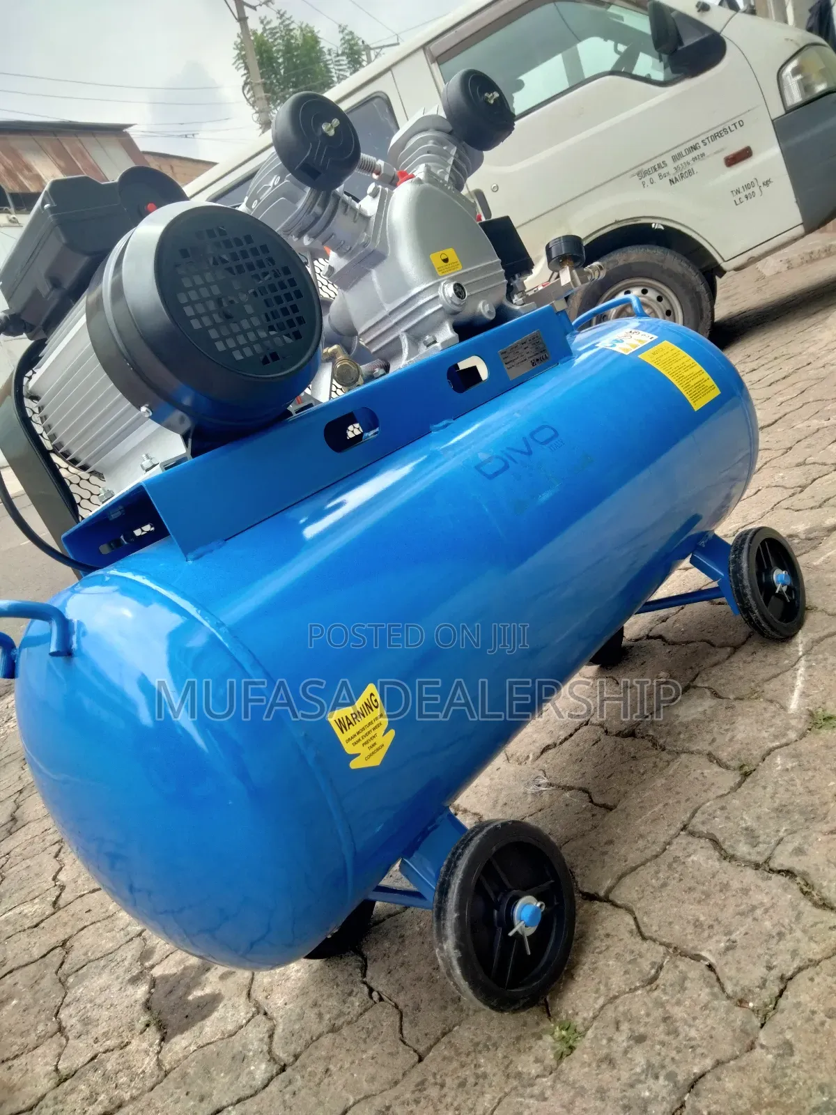 Brand New Divo Air Compressor(100l)