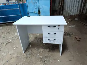 0.9m Office Study Desk -- White