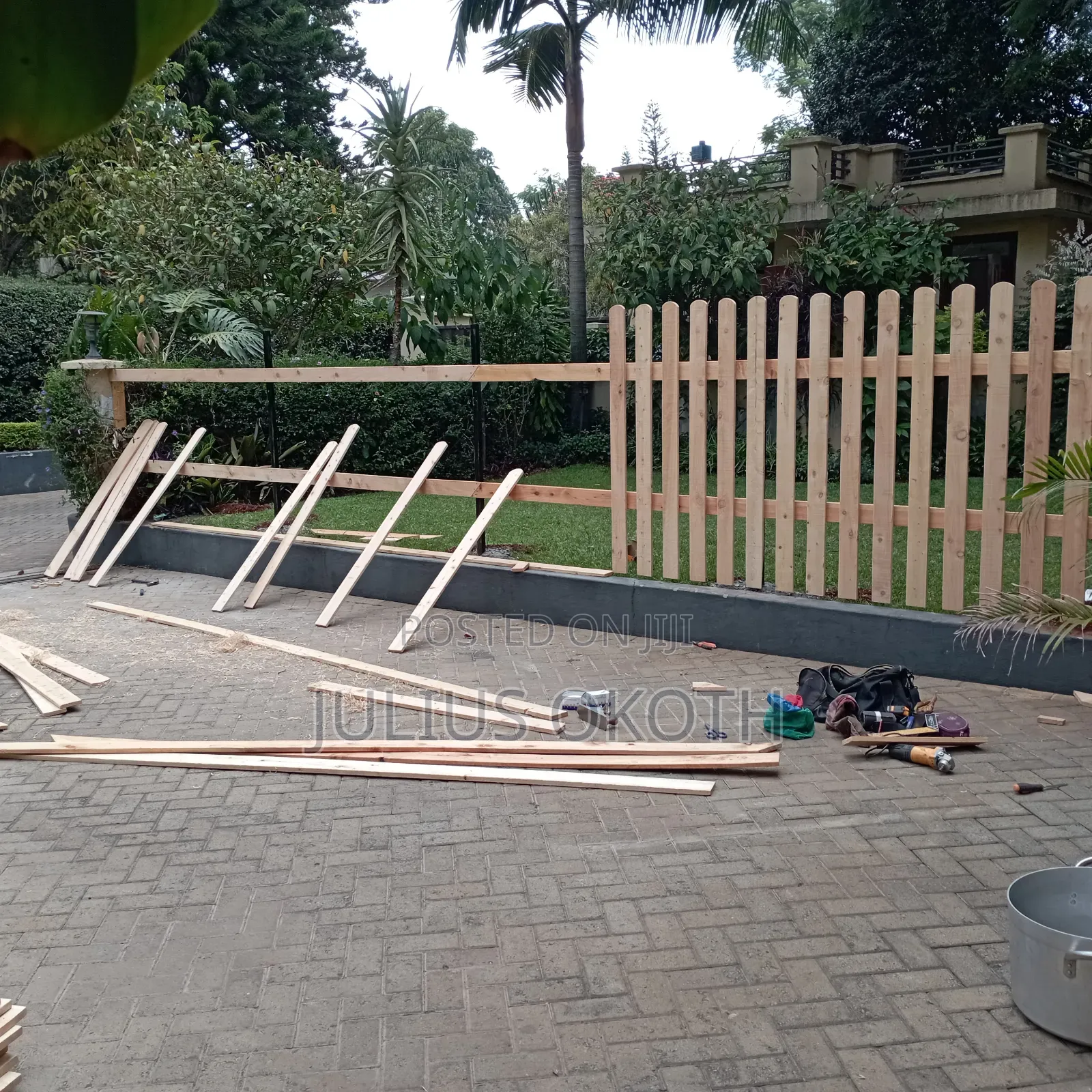 Picket Fence