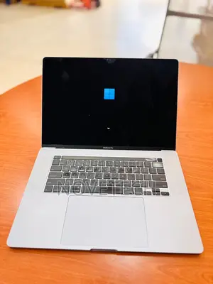 Laptop Apple MacBook Pro 2019 16GB Intel Core I7 SSD 512GB