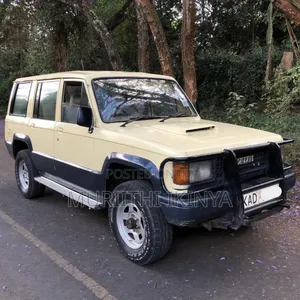 Isuzu Trooper 1994 Beige