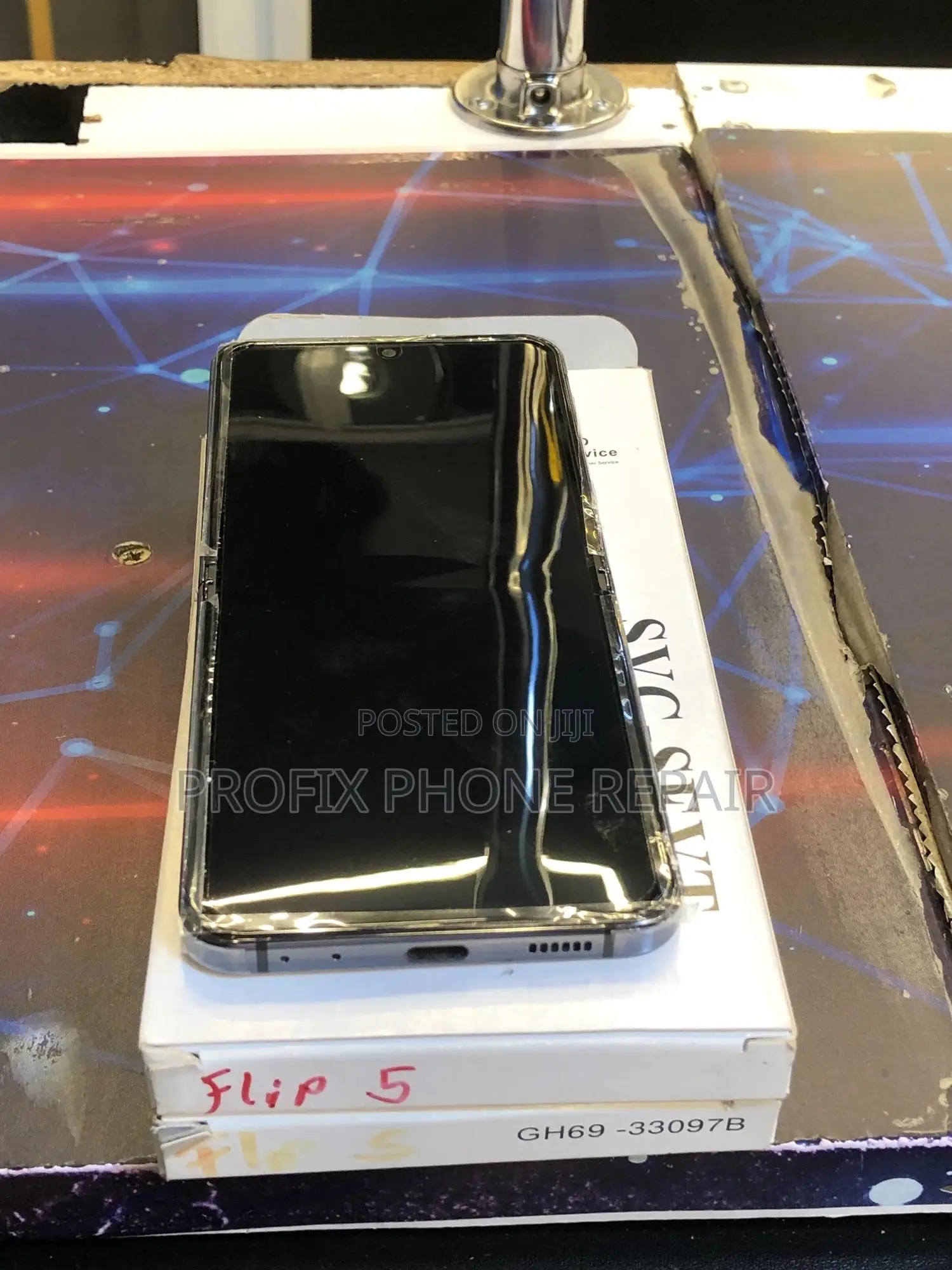 Original Samsung Galaxy Z Flip 5 Screen Replacement And Installation