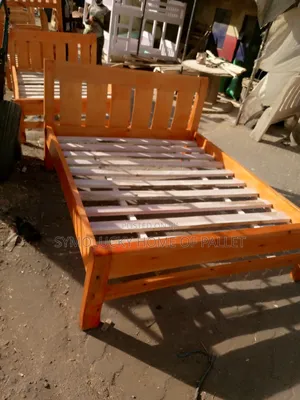 Latest 5*6 Hardwood Bed. Modern Design