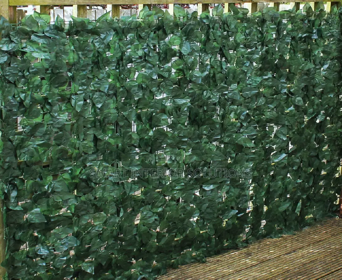 Soft Leaf Artficial Privacy Fence