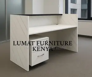 Professional Welcome Desk