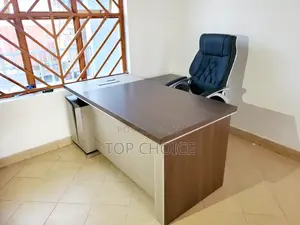 Modern Office Desk With Cable Management