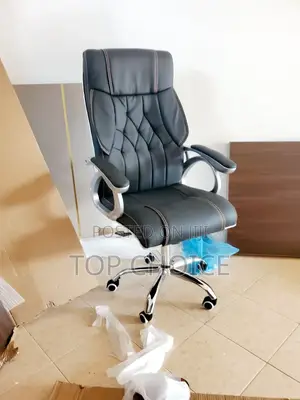 Ergonomic Leather Chair With Lumbar Support