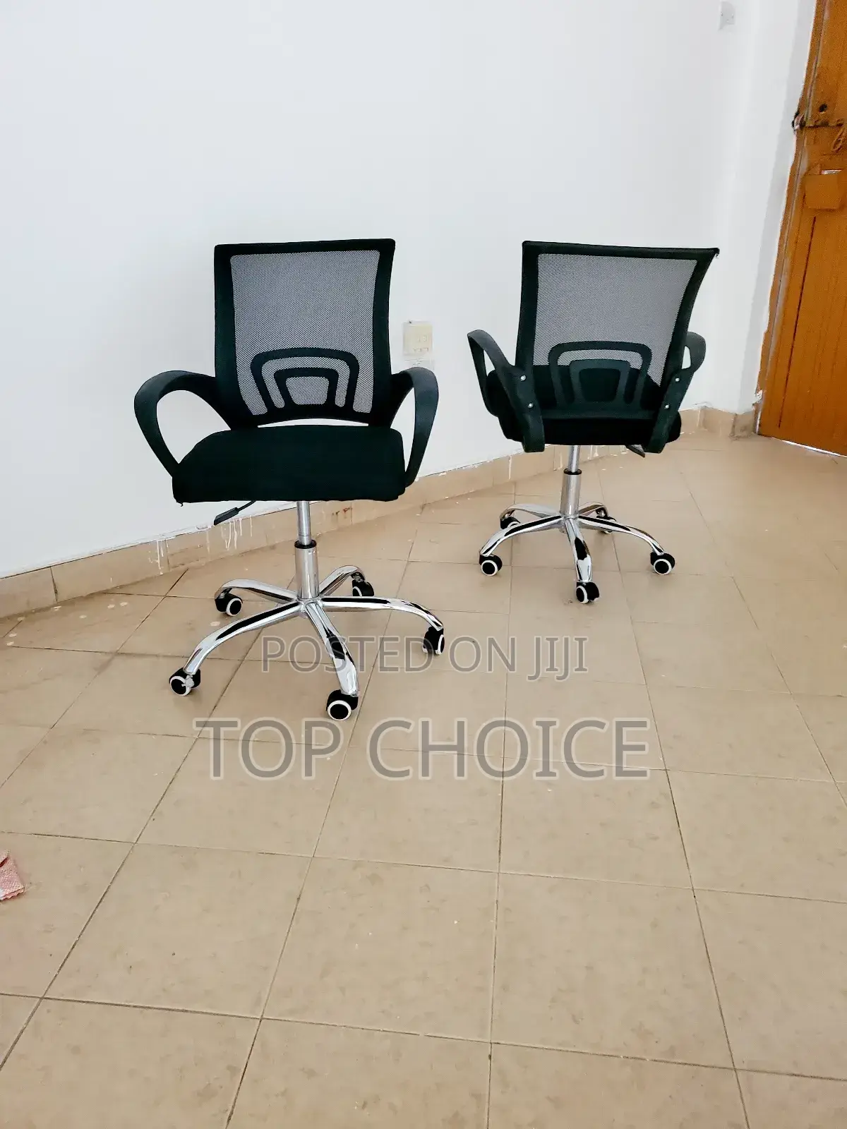 Comfotable Mesh Clerical Chairs