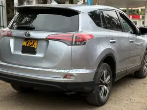 Toyota RAV4 2016 Silver