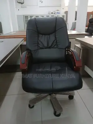 Executive Rceliner Office Black Seat