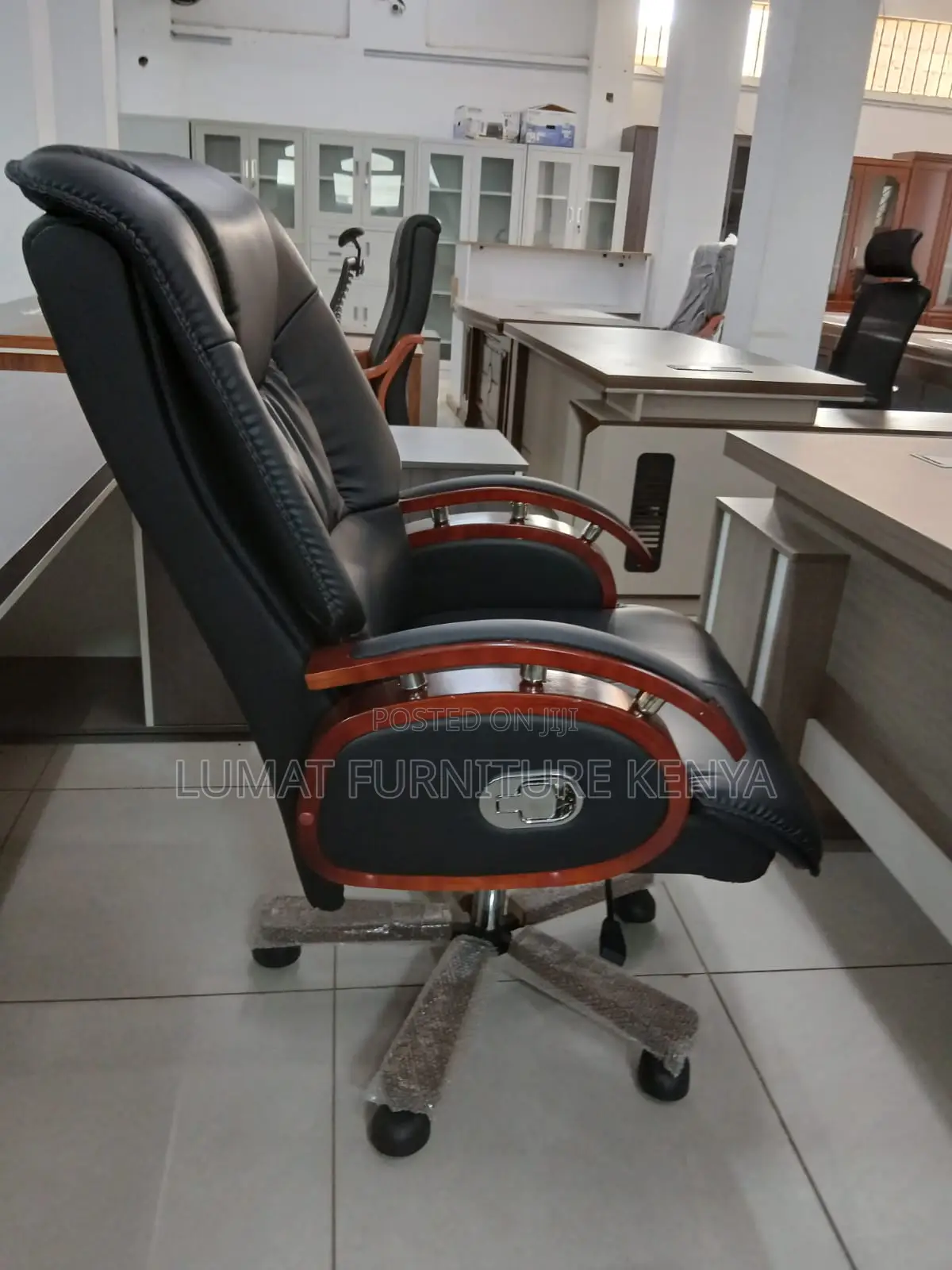 Executive Rceliner Office Black Seat