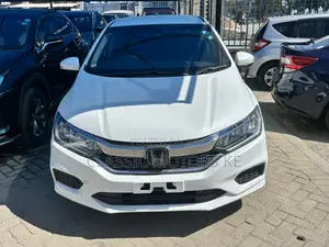 Honda Grace 1.5 Hybrid AWD 2018 White