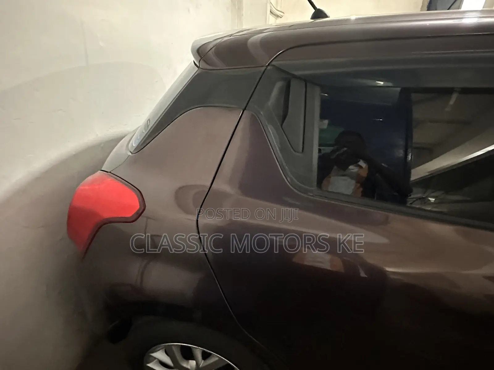 Suzuki Swift 2018 Brown