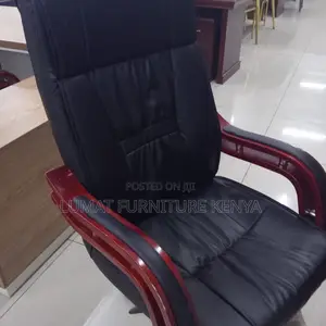 Office Luxury Adjustable Executive Seat